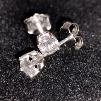 Diamond Studs .25ct W/gold