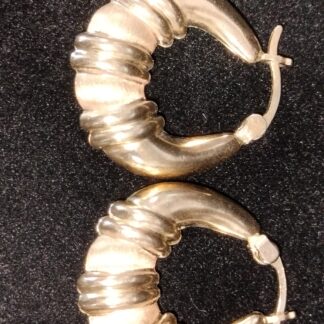14k Y/gold Door Knocker Earrings